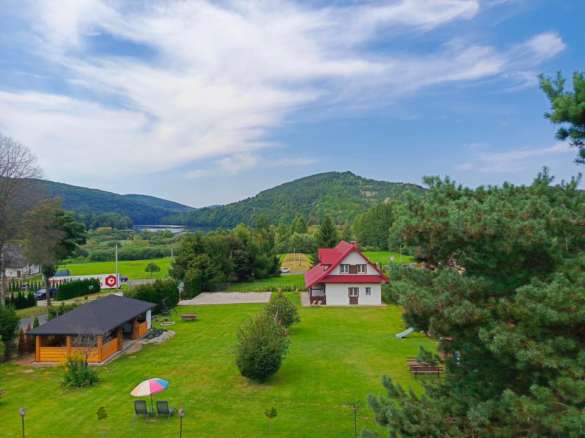 Drozdowka Nad Solina - Chata Z Kominkiem エクステリア 写真
